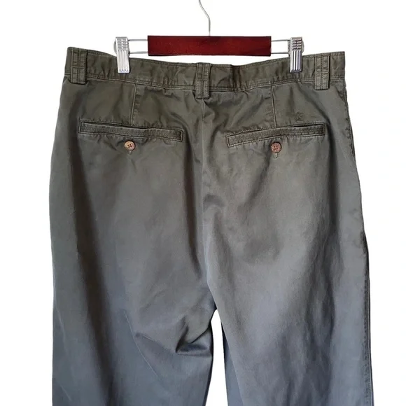 Tommy Bahama Sage Green Pleated Chino Cuffed Leg Men’s Pants Size 34 - Picture 4 of 9